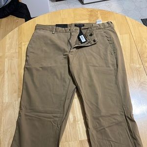 Banana Reoublic chinos. Authentic slim fit. 33x32